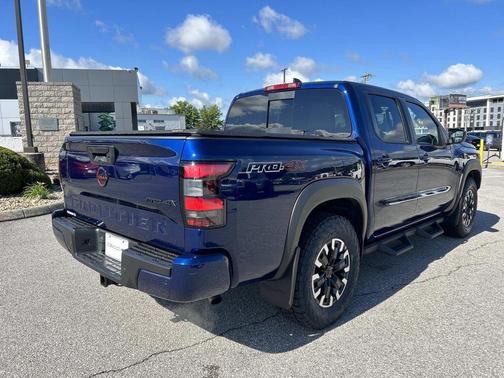 Deep Blue Pearl 2023 Nissan Frontier PRO-4X