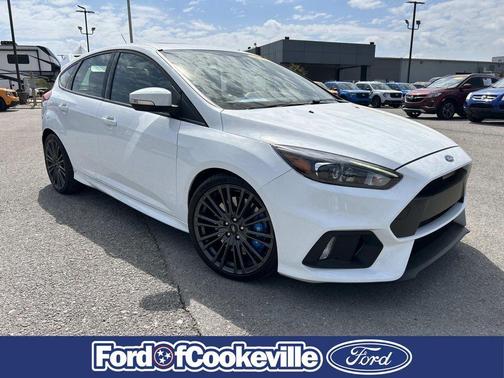 Frozen White 2017 Ford Focus RS Base