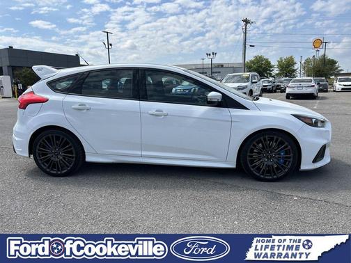 Frozen White 2017 Ford Focus RS Base