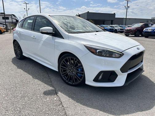 Frozen White 2017 Ford Focus RS Base