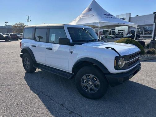 Oxford White 2026 Ford Bronco Big Bend
