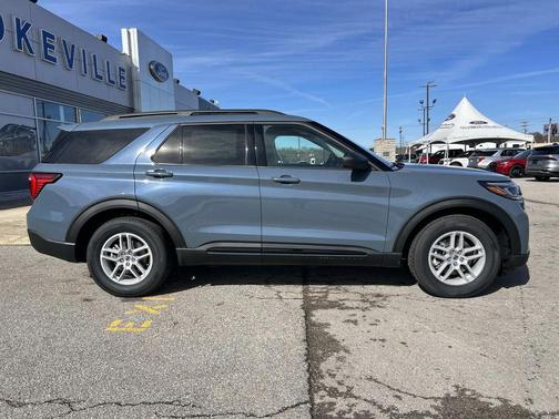 Vapor Blue Metallic 2026 Ford Explorer Active w/200A Pkg