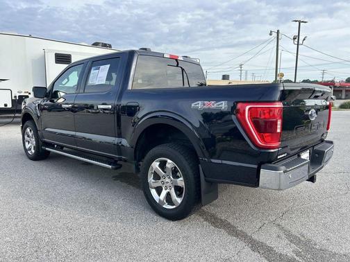 Antimatter Blue Metallic 2021 Ford F-150 XLT