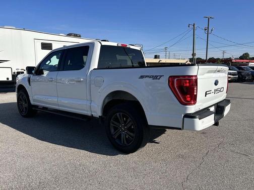 Oxford White 2023 Ford F-150 XLT