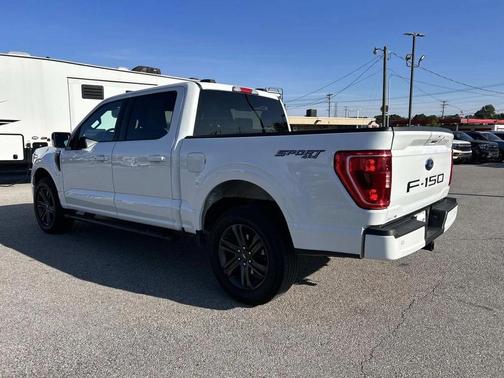 Oxford White 2023 Ford F-150 XLT