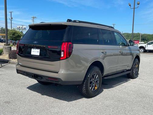 Marsh Gray 2026 Ford Expedition Tremor