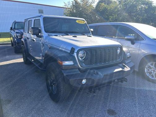 Silver Zynith Clearcoat 2024 Jeep Wrangler Sport S