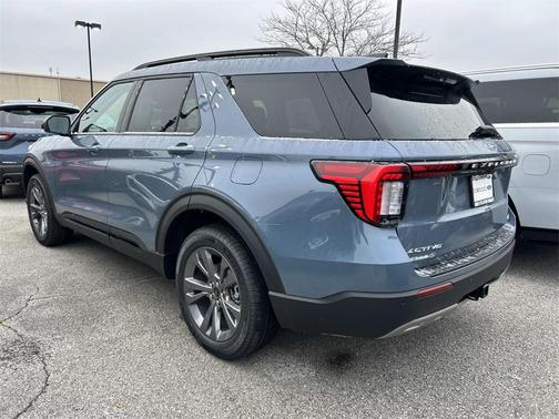 2026 Ford Explorer Active w/200A Pkg