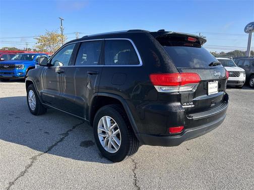 2017 Jeep Grand Cherokee Laredo