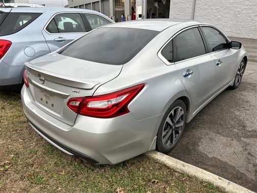 2016 Nissan Altima 2.5 SR