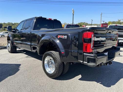 2026 Ford F-450 Platinum