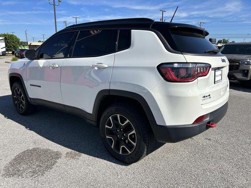 White Clearcoat 2019 Jeep Compass Trailhawk
