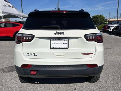 White Clearcoat 2019 Jeep Compass Trailhawk