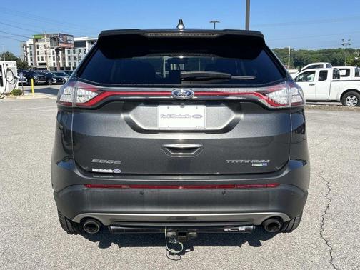 Magnetic Metallic 2018 Ford Edge Titanium