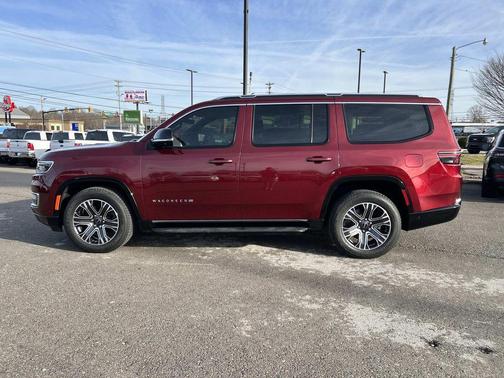 Velvet Red Pearlcoat 2025 Jeep Wagoneer Carbide 4x4