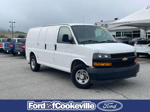 Summit White 2020 Chevrolet Express 2500 Work Van
