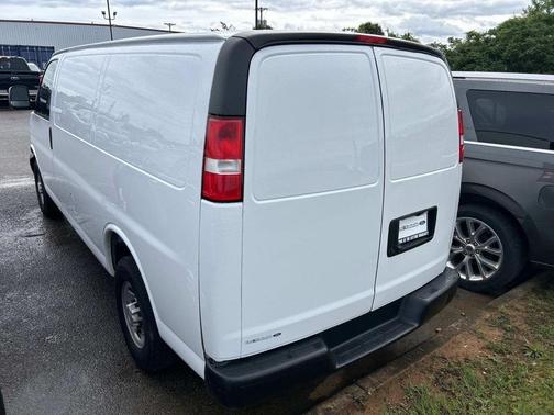Summit White 2020 Chevrolet Express 2500 Work Van