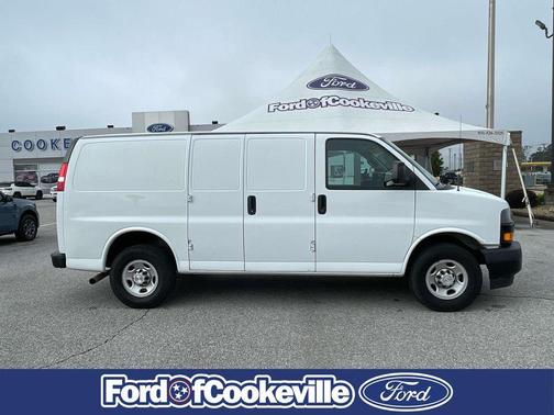 Summit White 2020 Chevrolet Express 2500 Work Van