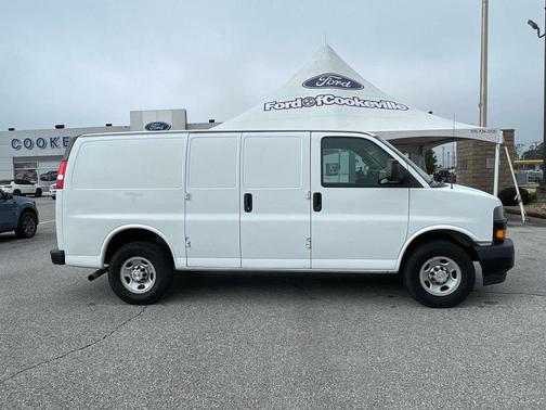 Summit White 2020 Chevrolet Express 2500 Work Van