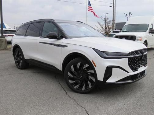 2025 Lincoln Nautilus Reserve