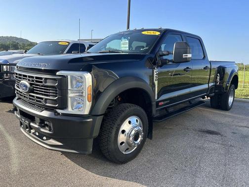 Agate Black Metallic 2026 Ford F-450 XL