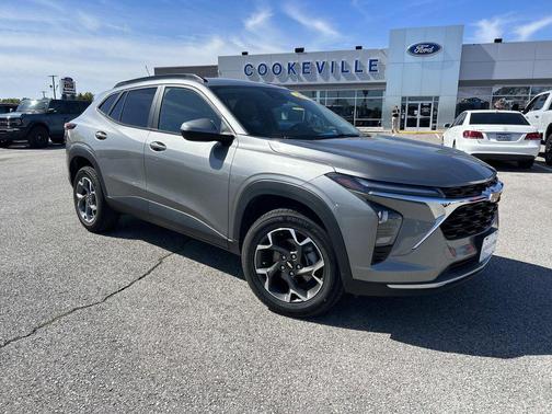 Sterling Gray Metallic 2024 Chevrolet Trax LT