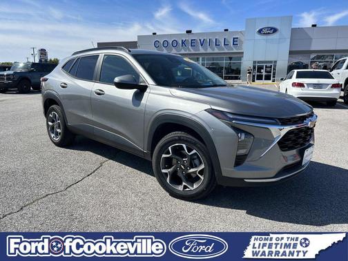Sterling Gray Metallic 2024 Chevrolet Trax LT