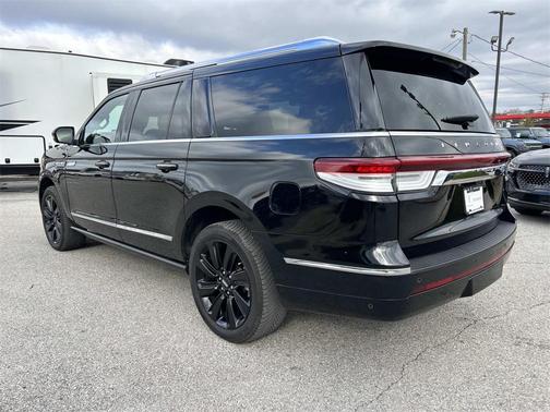 2022 Lincoln Navigator Reserve