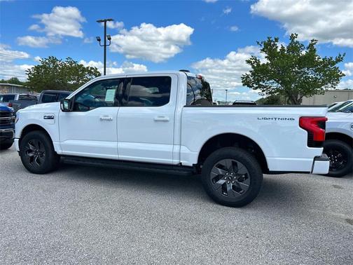 2025 Ford F-150 Lightning Flash