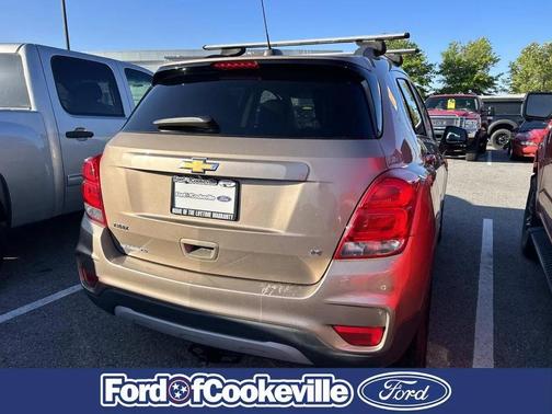 Sandy Ridge Metallic 2018 Chevrolet Trax LT