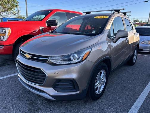 Sandy Ridge Metallic 2018 Chevrolet Trax LT