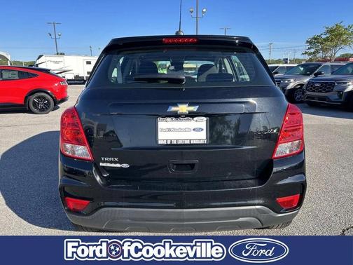 Black Metallic 2018 Chevrolet Trax LS