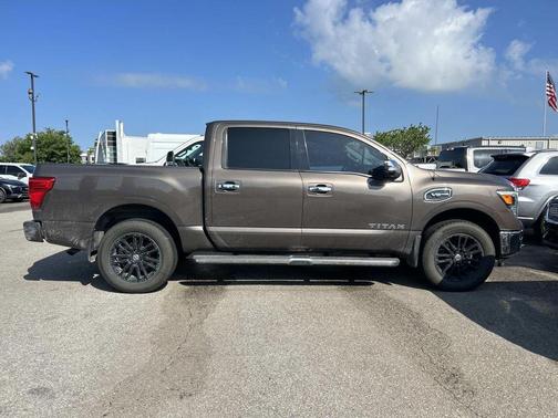 Java Metallic 2017 Nissan Titan SL