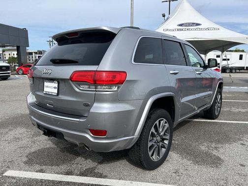 Billet Silver Metallic Clearcoat 2018 Jeep Grand Cherokee Overland
