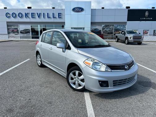 2010 Nissan Versa 1.8 SL