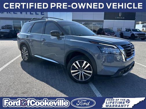 2022 Nissan Pathfinder Platinum 2WD