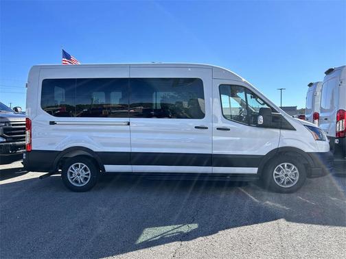 2025 Ford Transit-350 XL