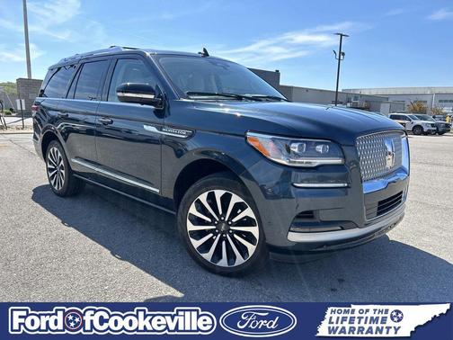 Flight Blue Metallic Clearcoat 2022 Lincoln Navigator Reserve