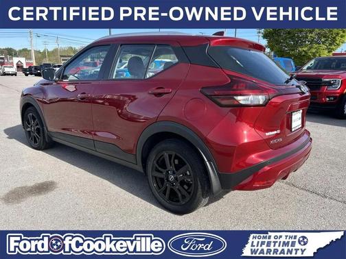 Scarlet Ember Tintcoat 2023 Nissan Kicks SV