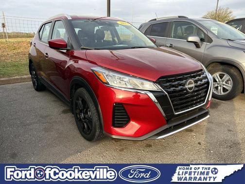 Scarlet Ember Tintcoat 2023 Nissan Kicks SV