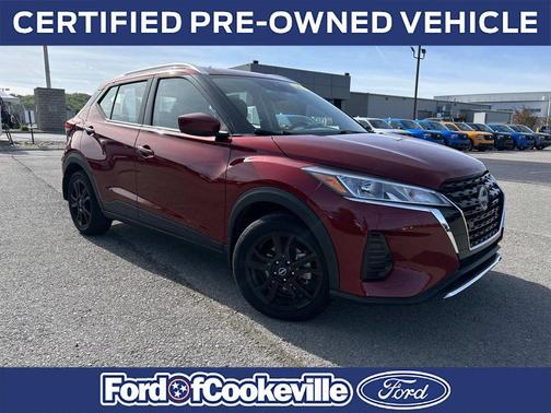 Red 2023 Nissan Kicks SV