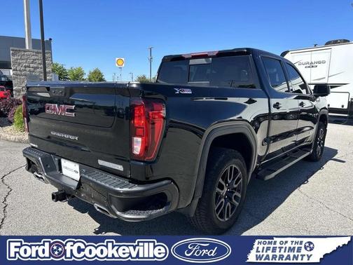Onyx Black 2022 GMC Sierra 1500 Elevation