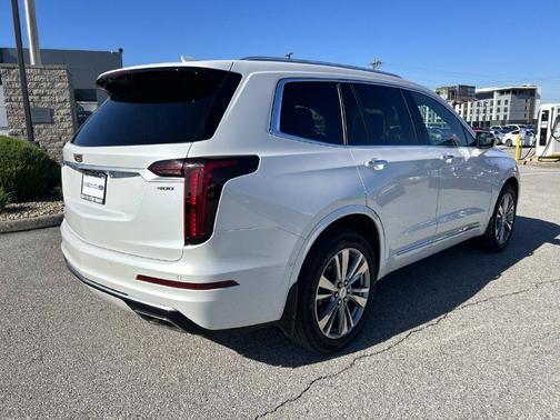 Crystal White Tricoat 2023 Cadillac XT6 Premium Luxury AWD