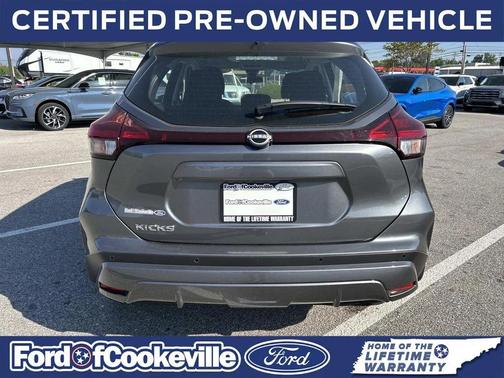 Gun Metallic 2024 Nissan Kicks S