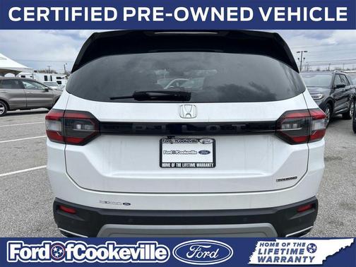 2025 Honda Pilot Touring 8-Passenger