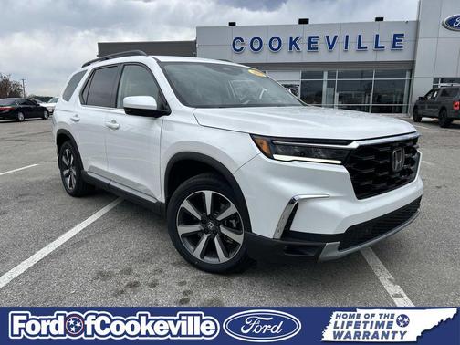 2025 Honda Pilot Touring 8-Passenger