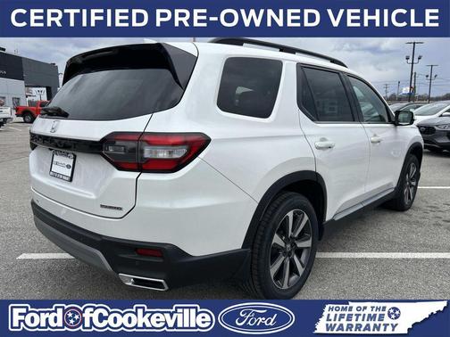 2025 Honda Pilot Touring 8-Passenger