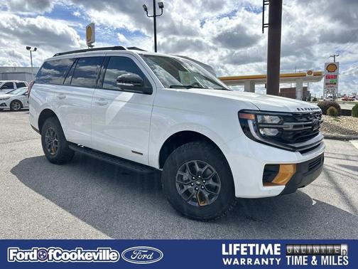 Star White Metallic Tri-Coat 2026 Ford Expedition Tremor