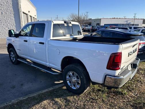 2026 RAM 3500 Big Horn Crew Cab 4x4 6'4' Box