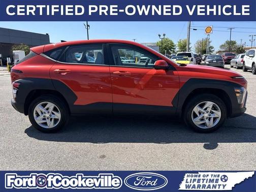 Soultronic Orange Pearl 2024 Hyundai KONA SE